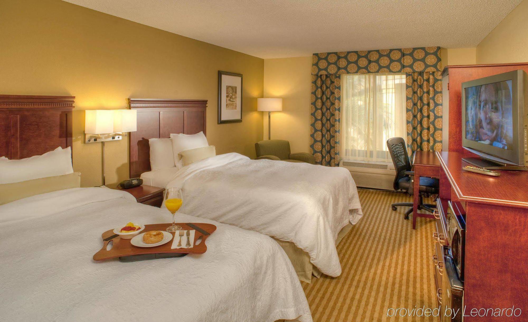Hampton Inn Boca Raton Exteriör bild